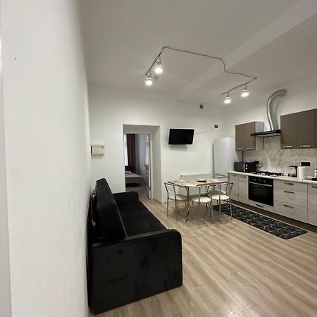 Levvv Apartment Lwów Zewnętrze zdjęcie